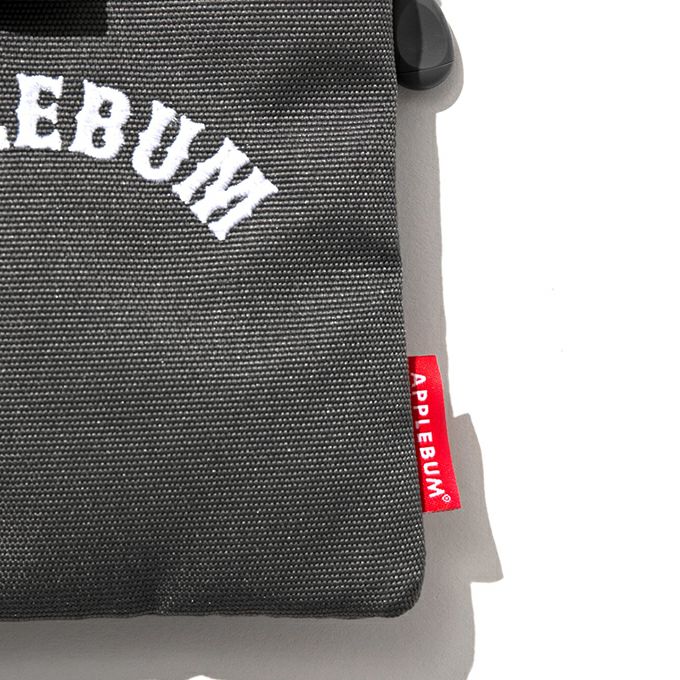 APPLEBUM Arch Logo Neck Pouch | LOCKSTOCK/STLIKE