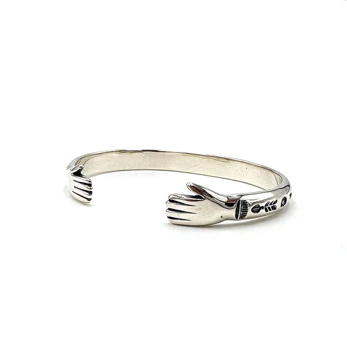 LARRY SMITH WOMEN'S LOVE HAND BRACELET | LOCKSTOCK/STLIKE